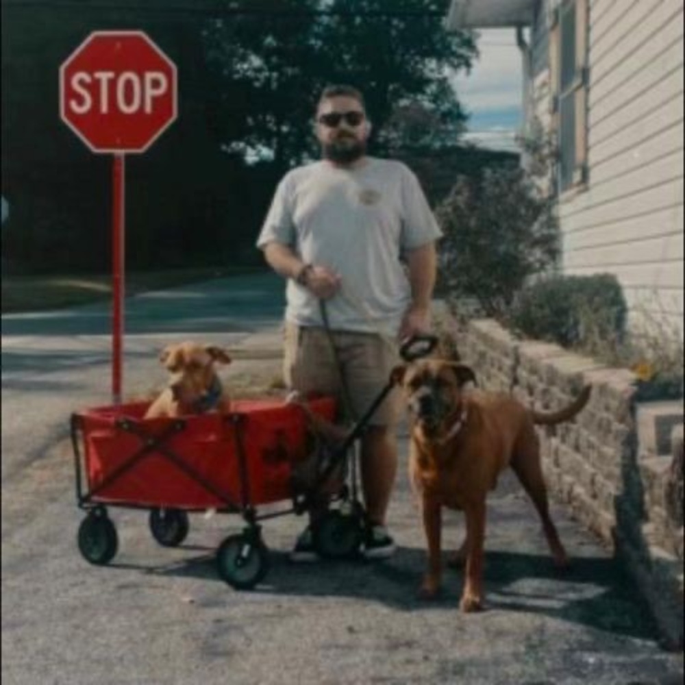 Meet your Posher, Jonathan